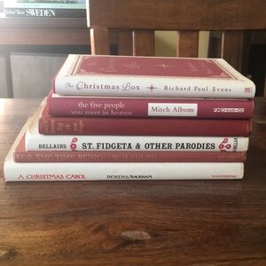 Mixed Lot 6 Faith & Christmas themed Books Vintage + Newer Red Gold Book Stack